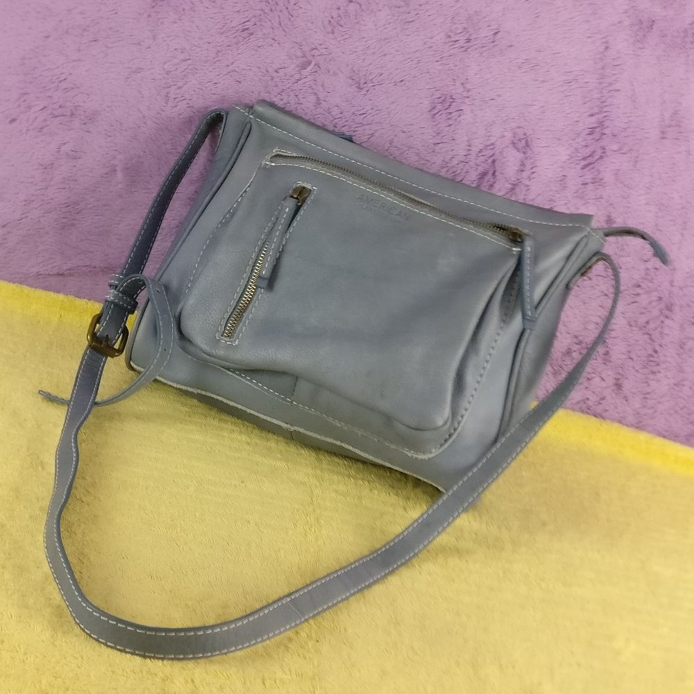 AMERICAN LEATHER CO. Genuine Leather Crossbody Shoulder bag Cloud Gray